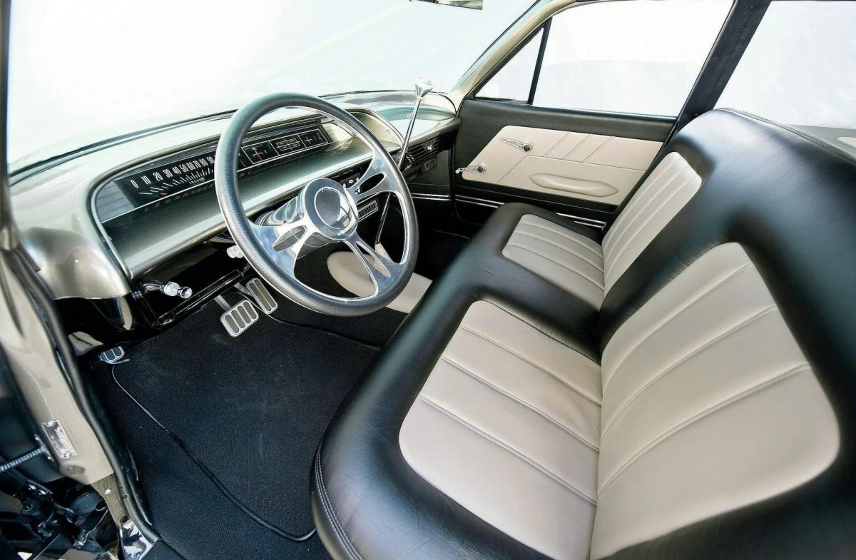 Шевроле Импала 1963 салон