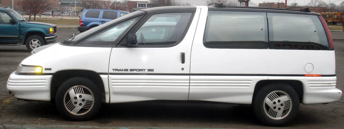 Pontiac Trans Sport, 1990