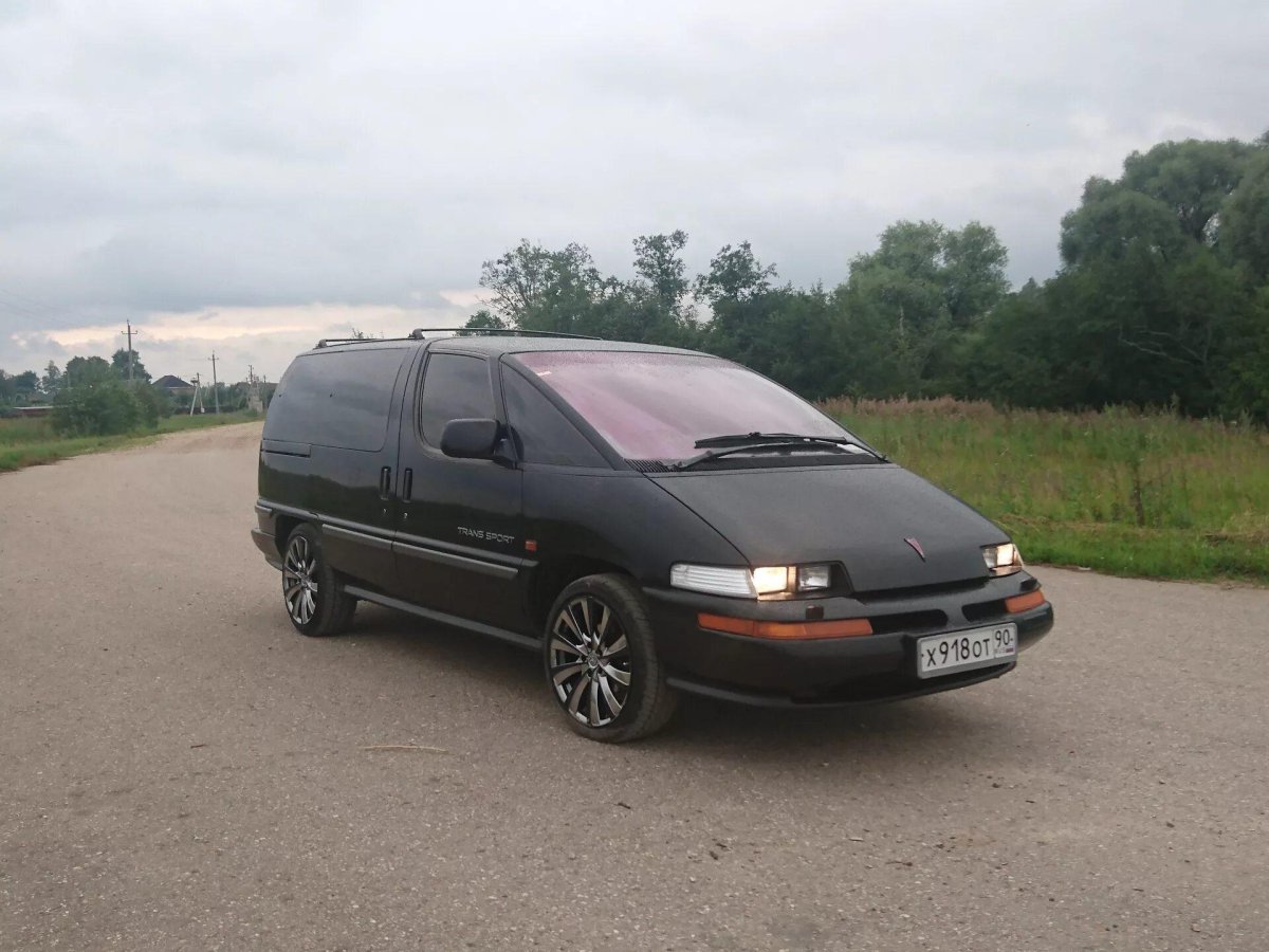 Pontiac Trans Sport 1994