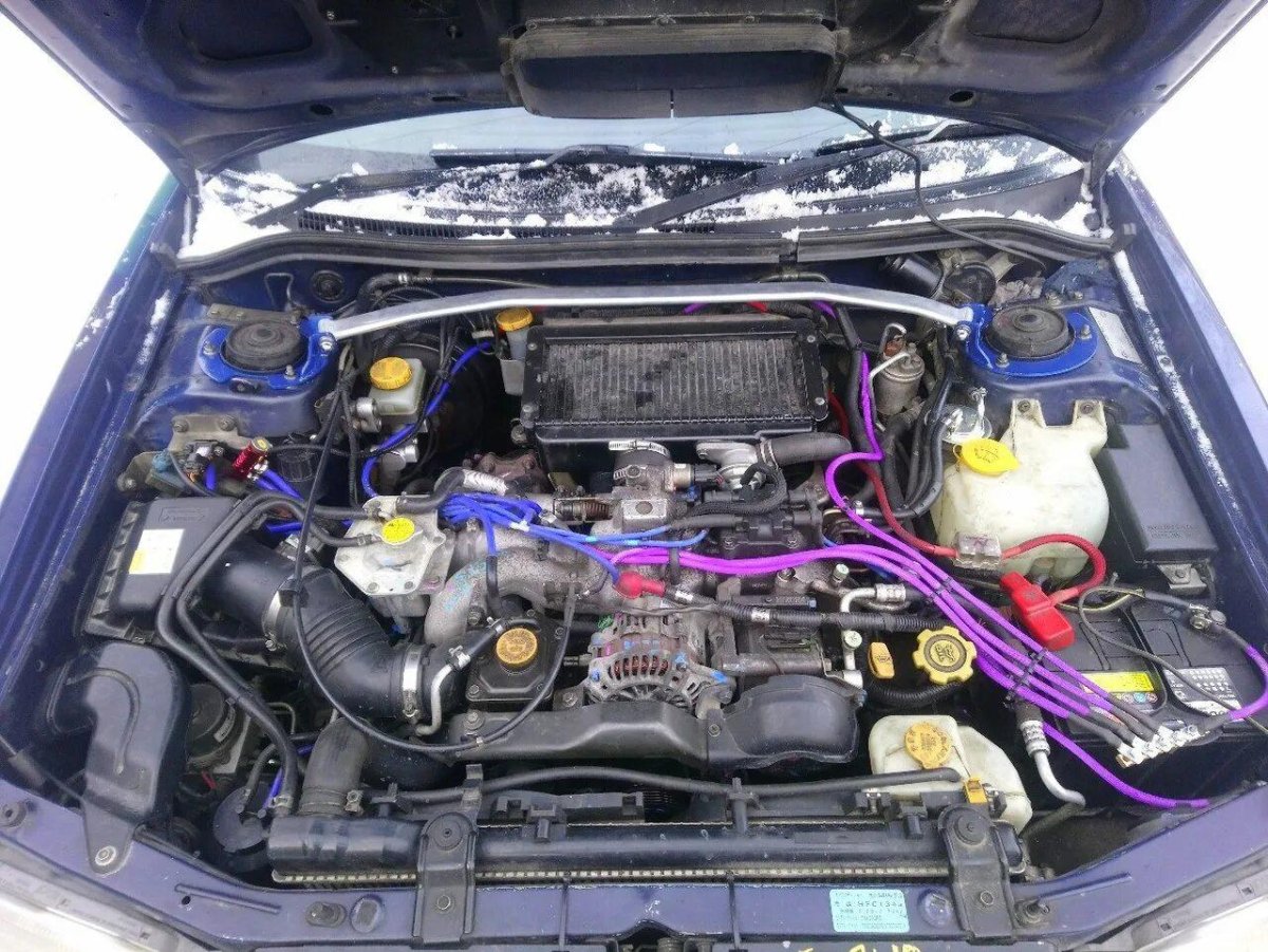 Субару Форестер сф5 под капотом