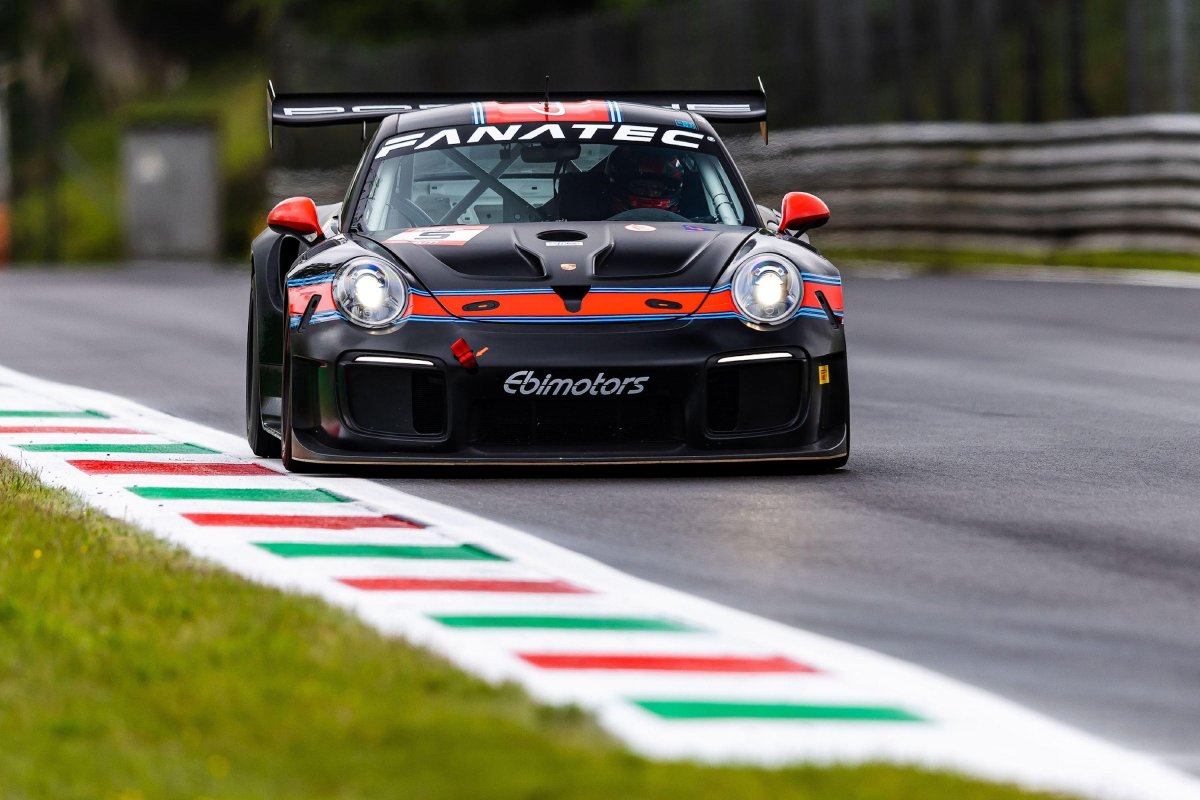 Porsche 911 gt2 RS Clubsport