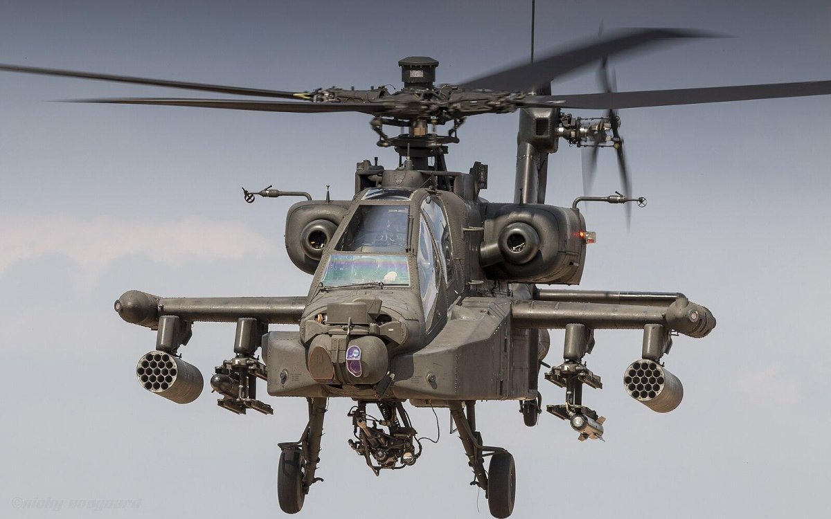 Вертолёт Ah-64a Apache