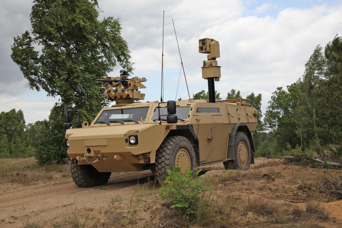 Fennek бронеавтомобиль