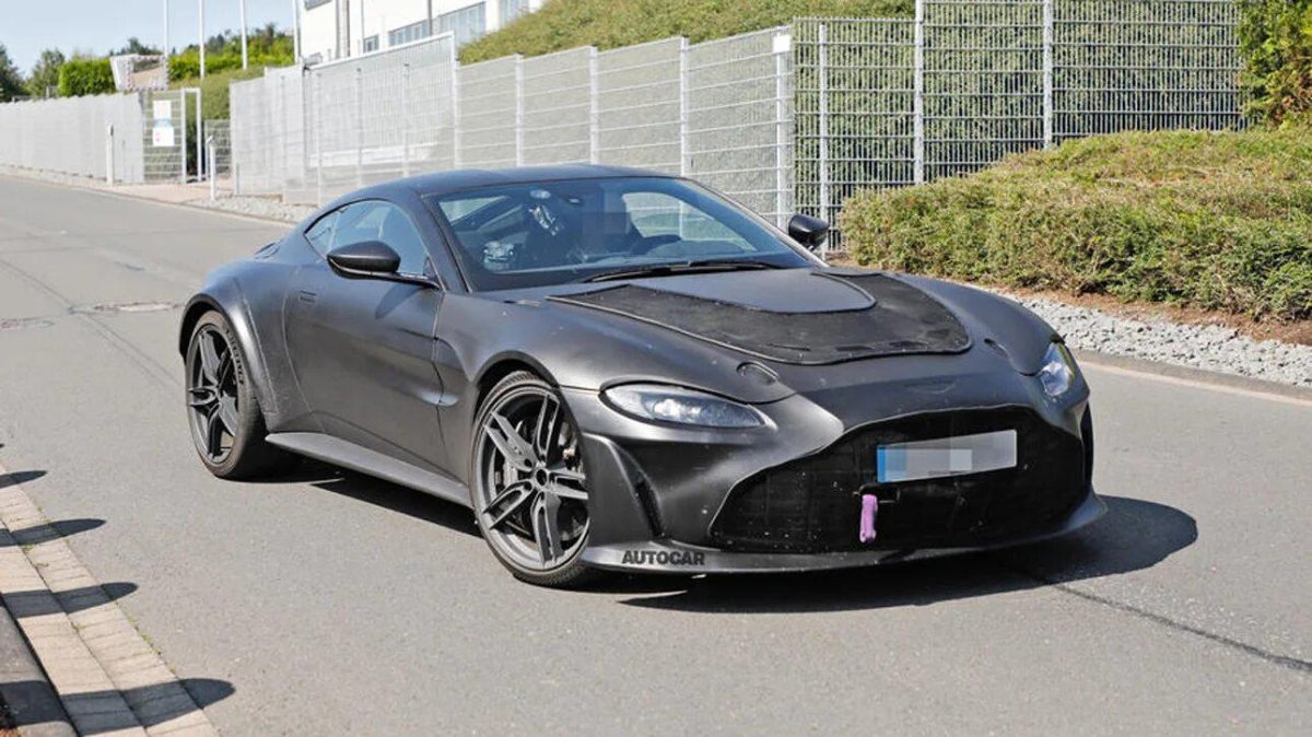 Aston Martin Vantage 2023