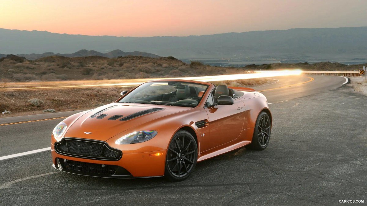 Aston Martin v12 Vantage s