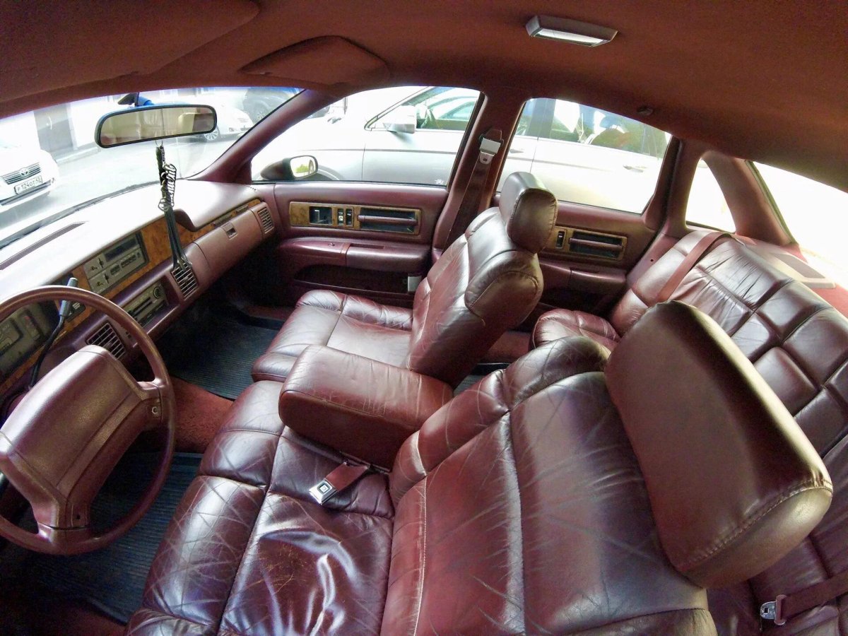 Chevrolet Caprice 1992 салон