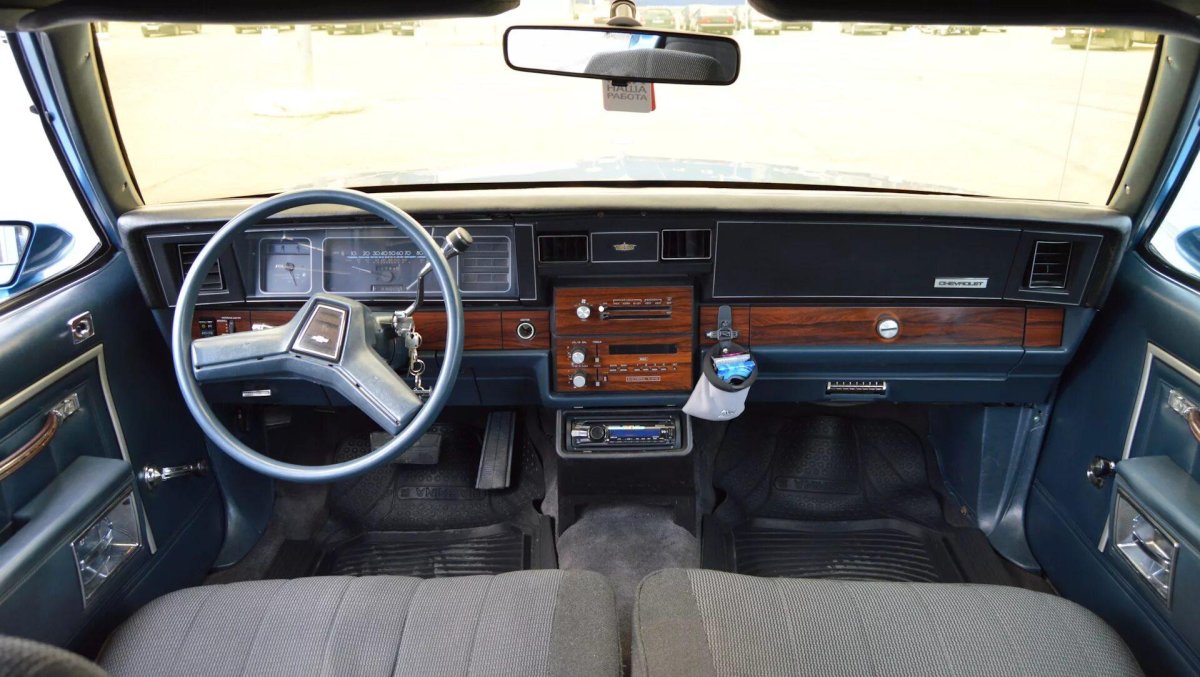 Chevrolet Caprice 1989 салон