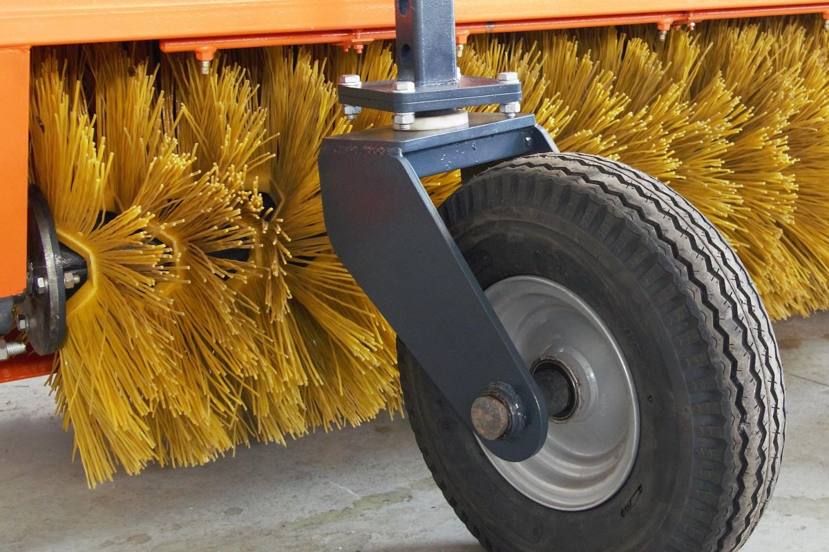 Щетка Коммунальная механическая БЗ-22.00.000 МТЗ-82 большая земля