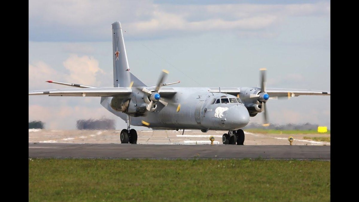 АН 26 самолет