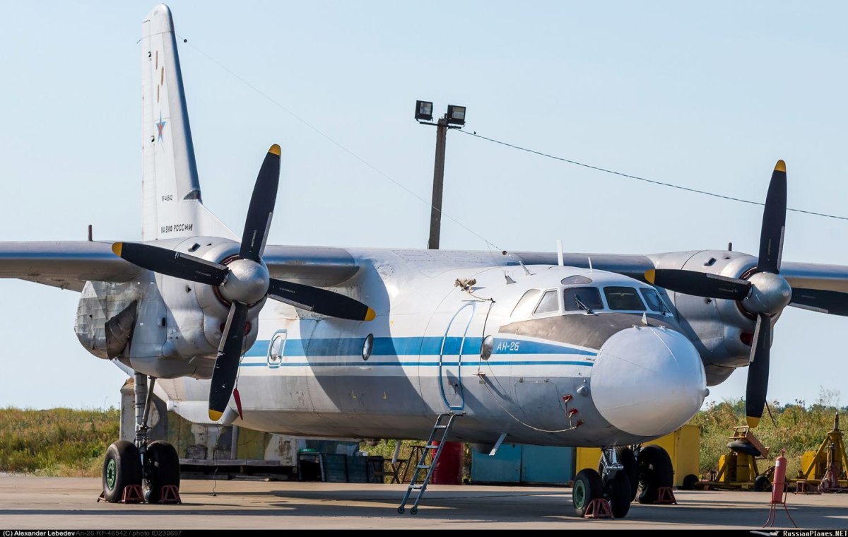 Самолет АН 24