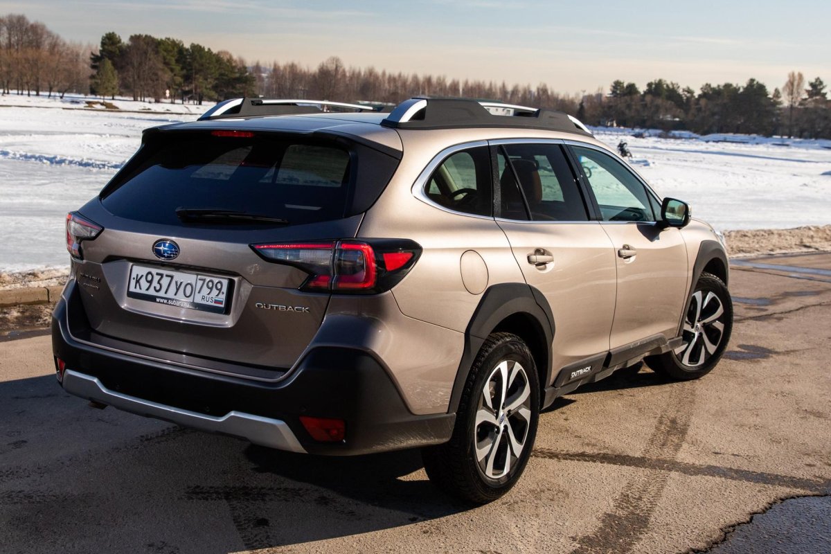 Субару Аутбек 4
