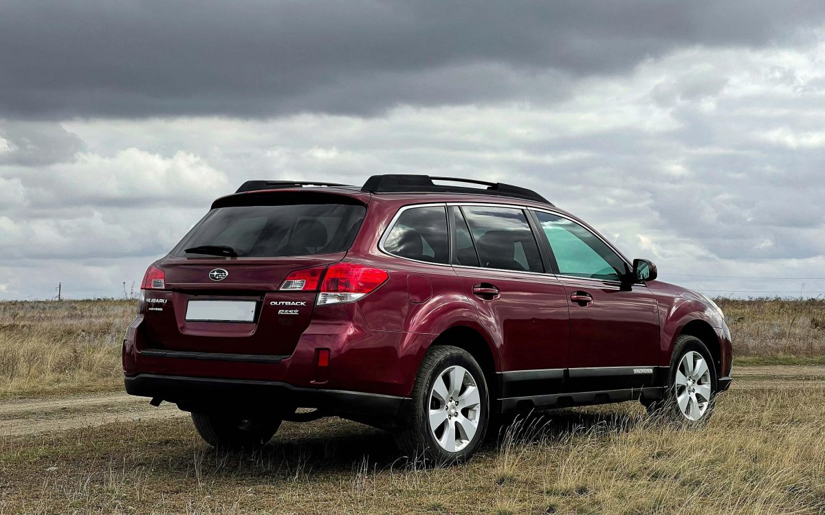 Субару Аутбек 2011