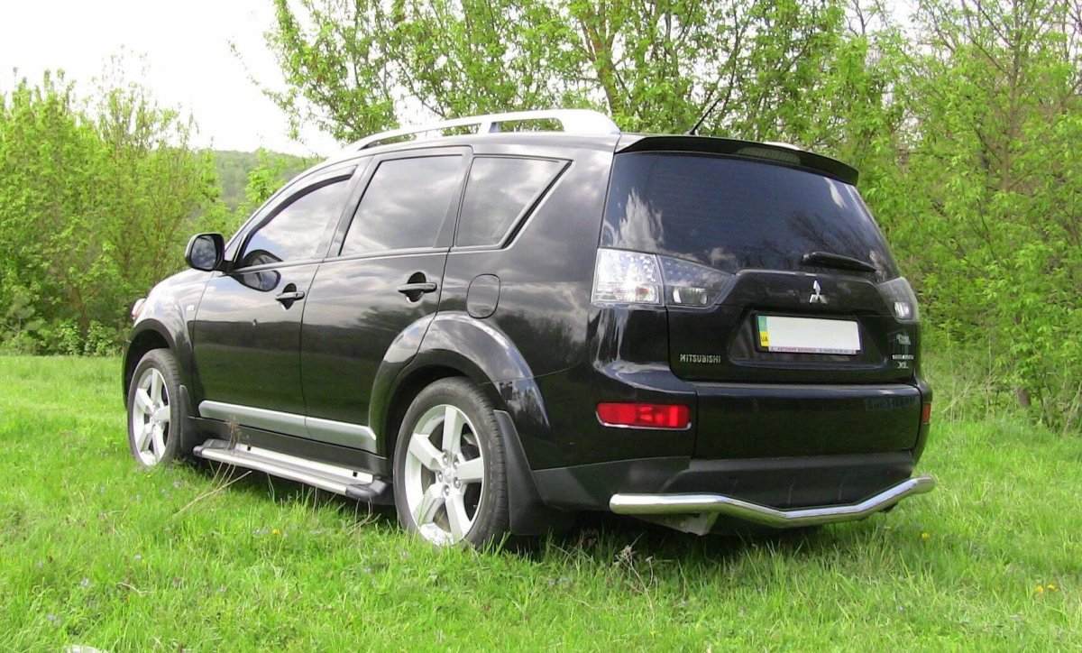 Мицубиси Аутбек