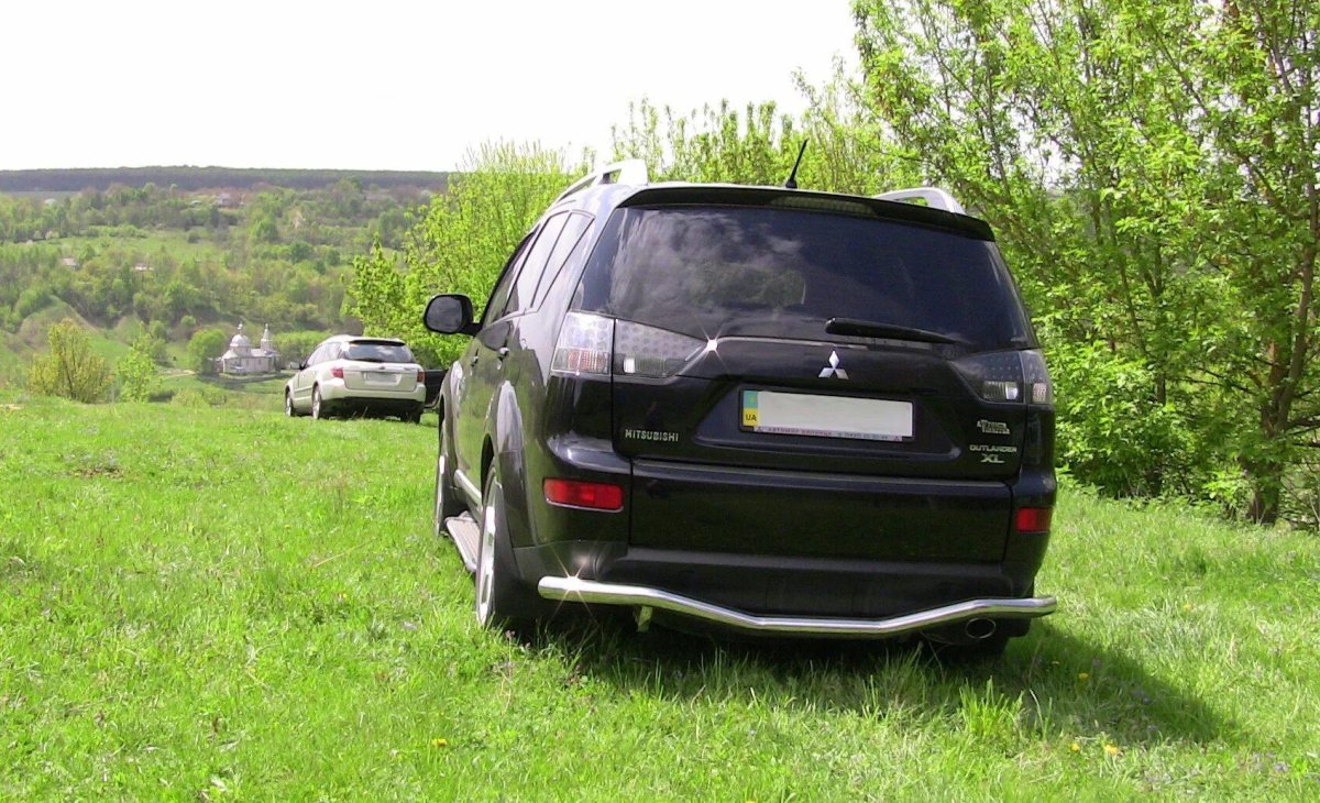 Митсубиси Outback