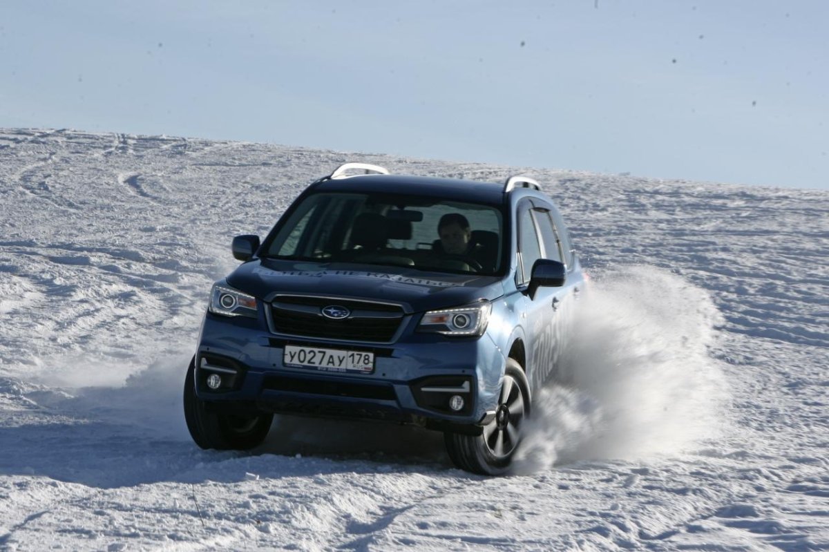 Митсубиси Аутлендер против Субару Форестер