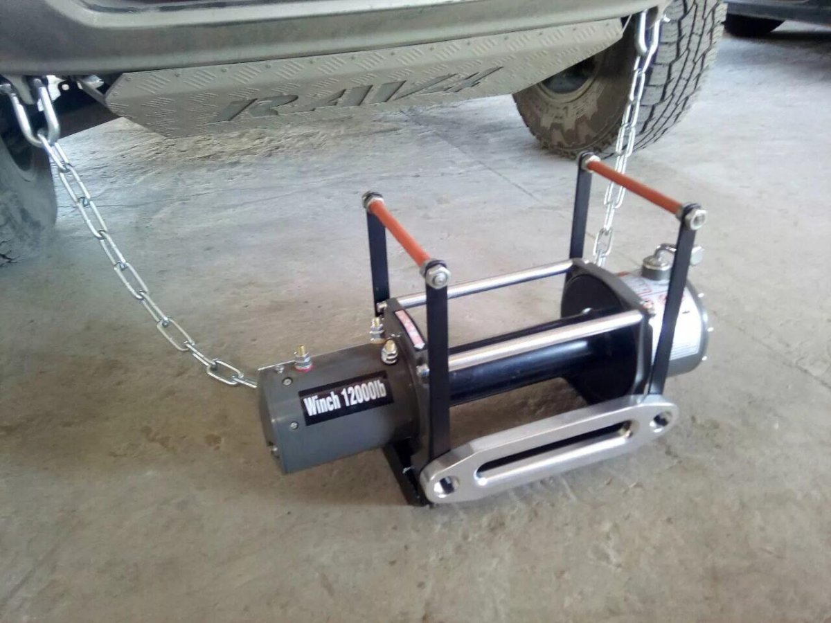 Переносная лебедка на УАЗ 469