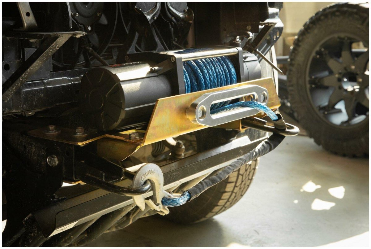 Площадка под лебедку УАЗ Патриот