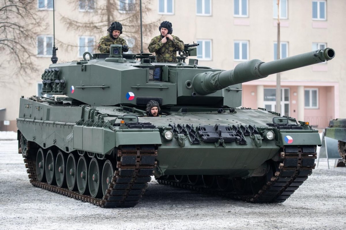 Leopard 2a4 танк