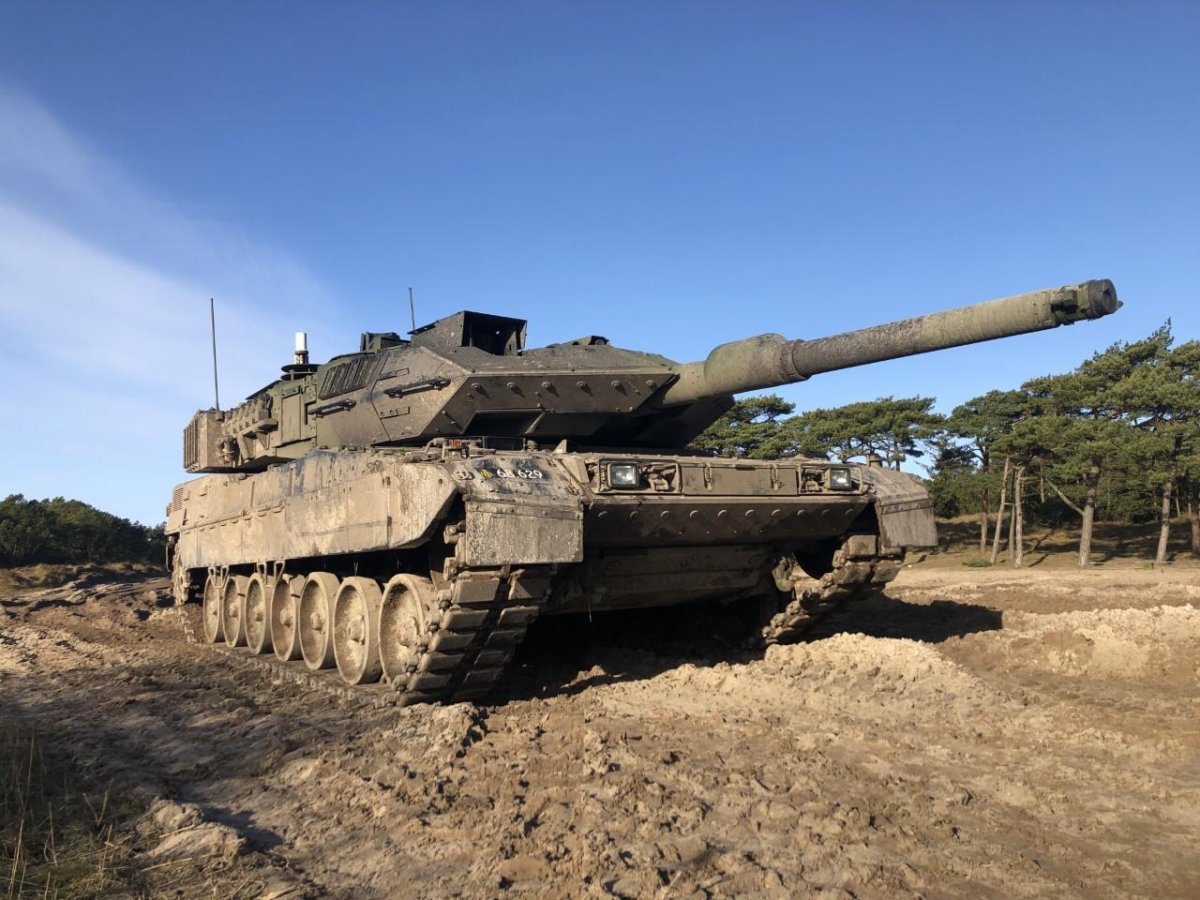 Абрамс и леопард 2