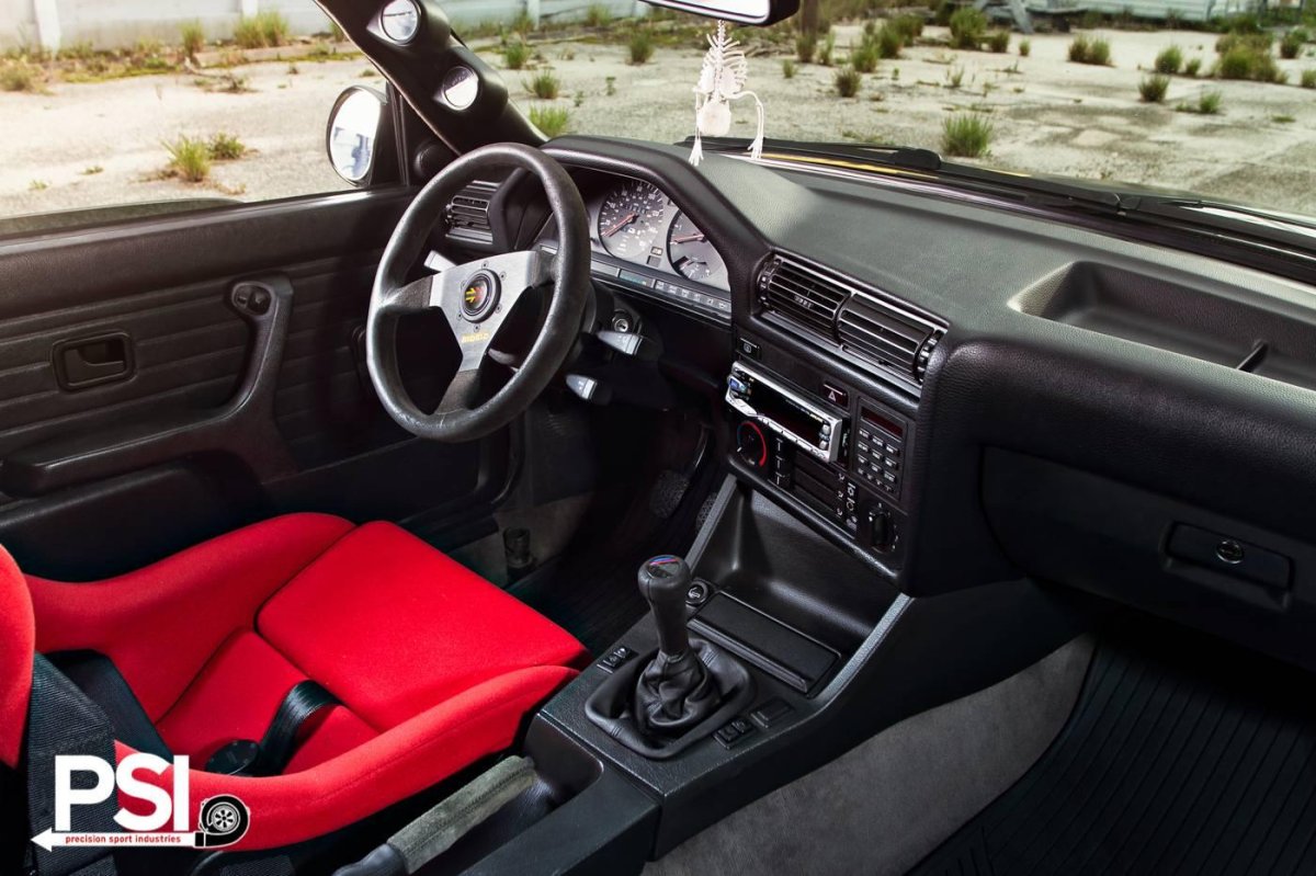 БМВ м3 е30 салон