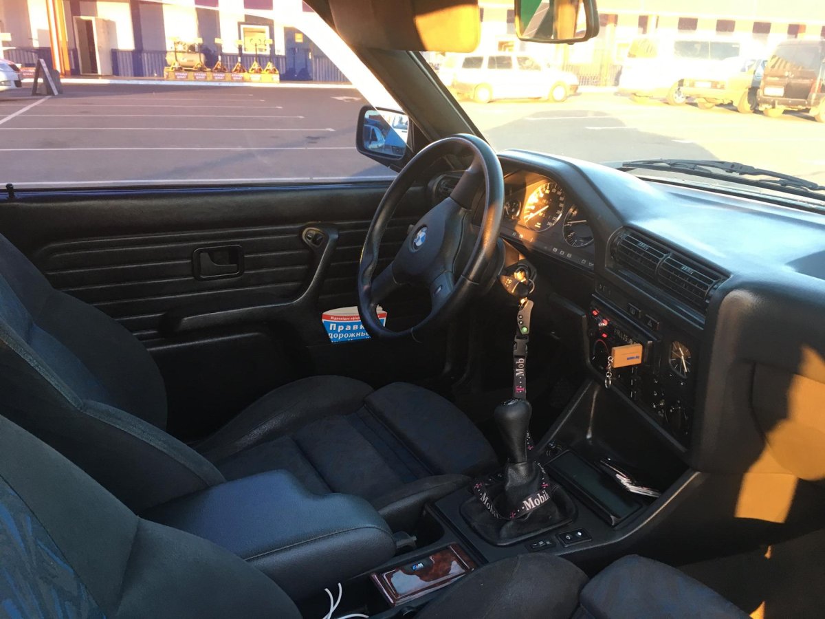 BMW 3 e30 салон