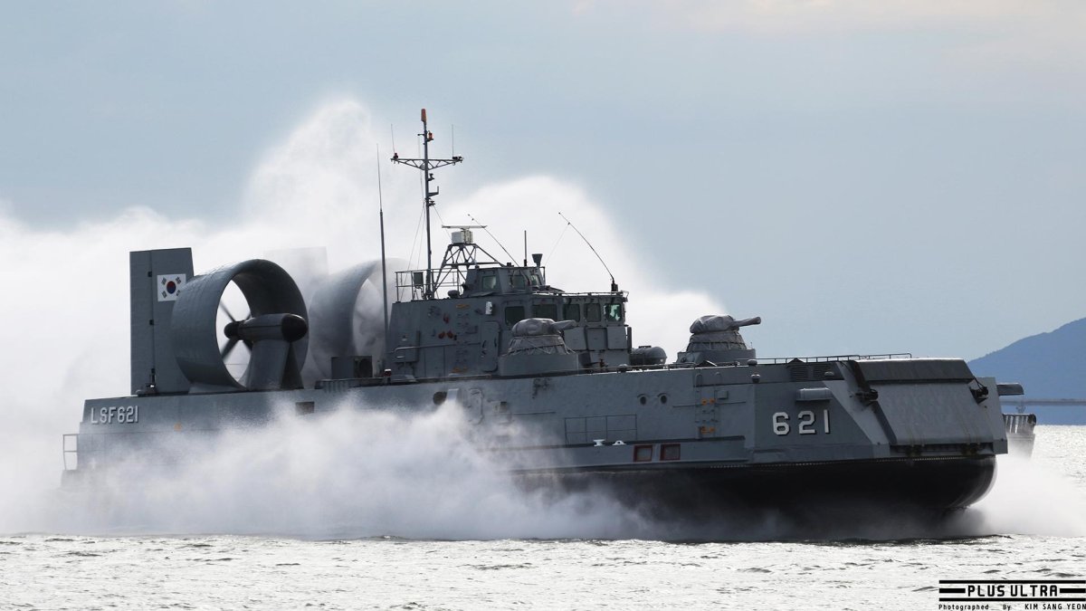 Десантный катер мурена