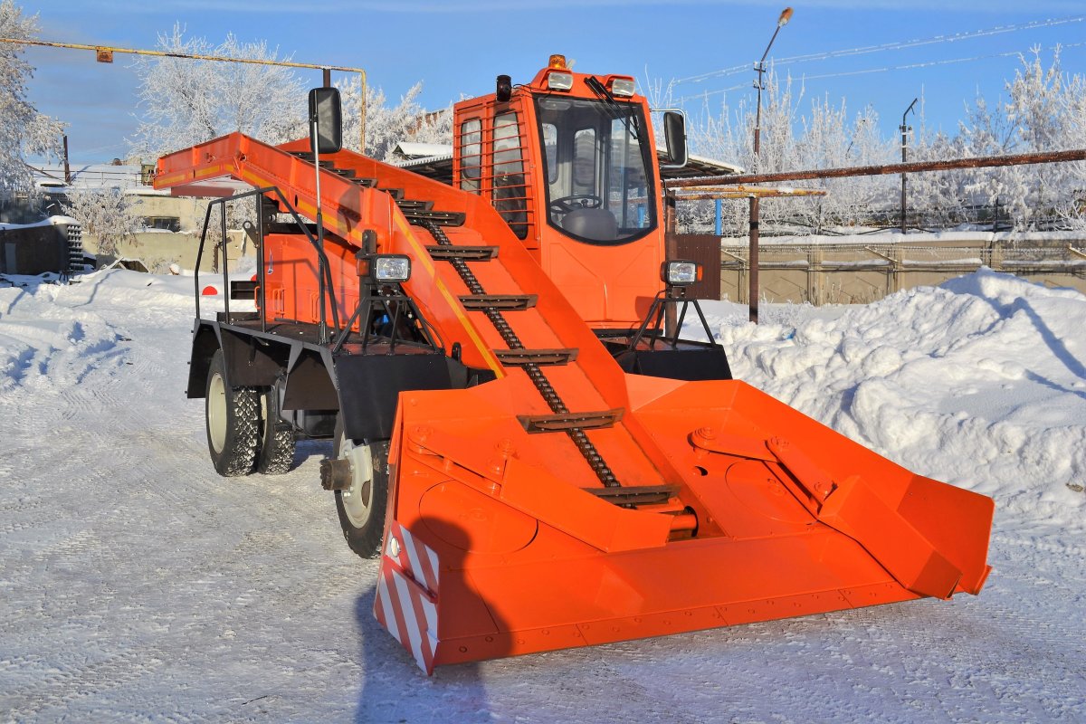 Ирбис 350 снегопогрузчик