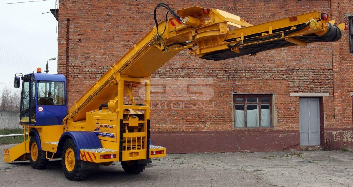 Лаповый снегопогрузчик СНП-17