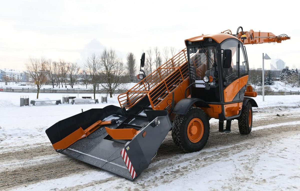 Машина погрузочная Амкодор