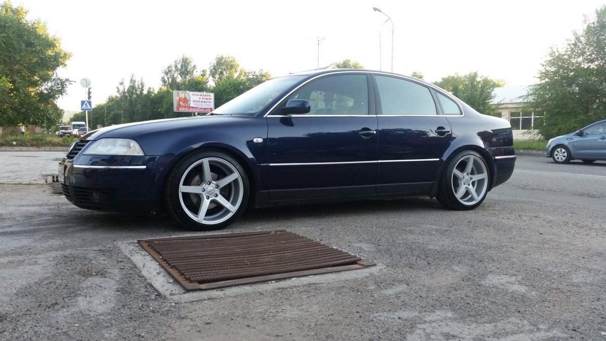 Фольксваген Пассат б5 на ВОССЕНАХ