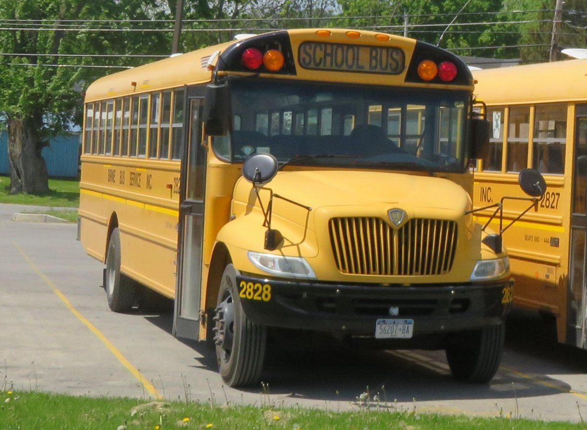 Школьный автобус США