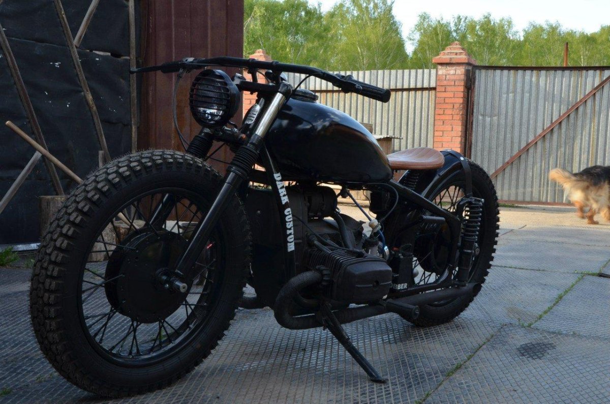 Bobber мотоцикл Урал
