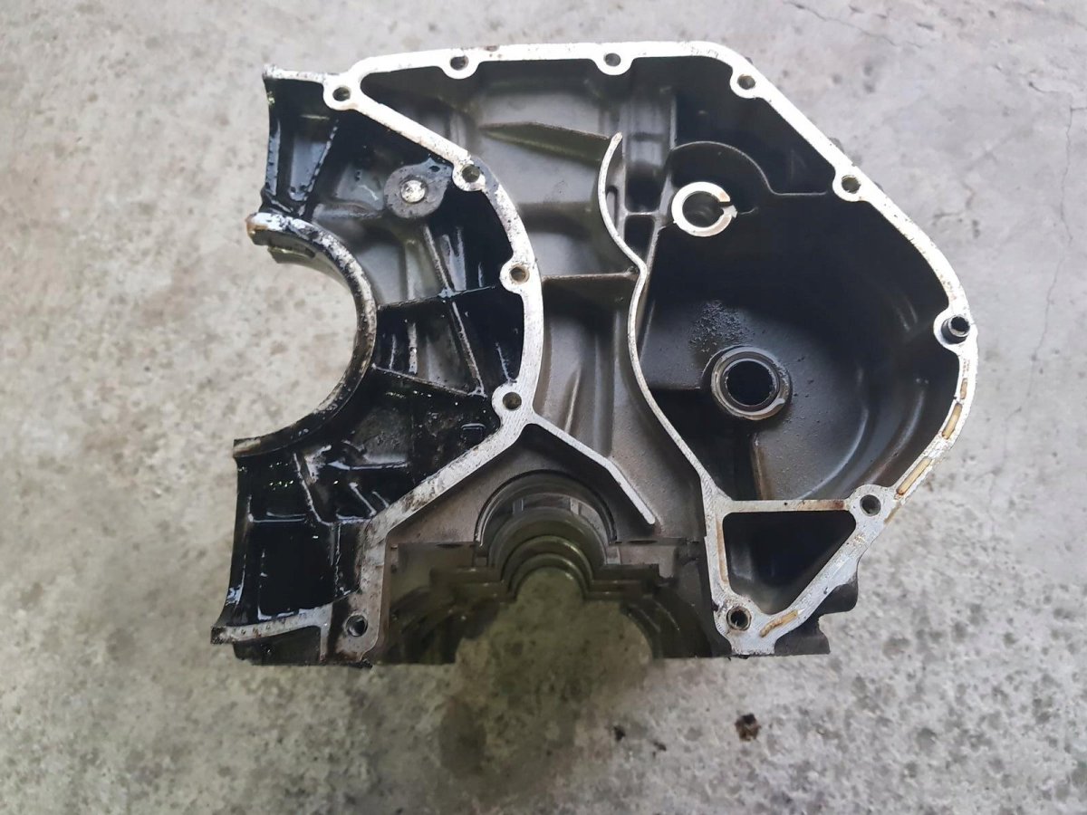 К1200rs БМВ пробило корпус КПП