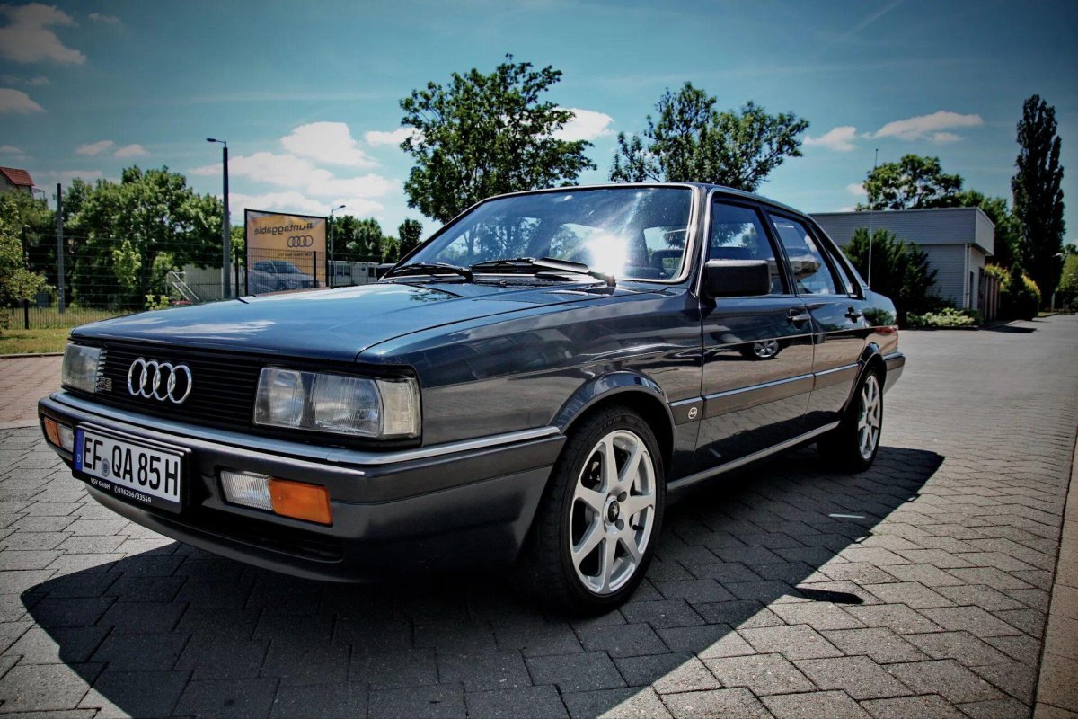 Audi b90