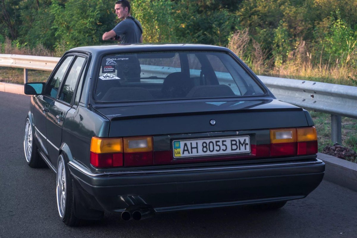 Audi 90 b2 2.2