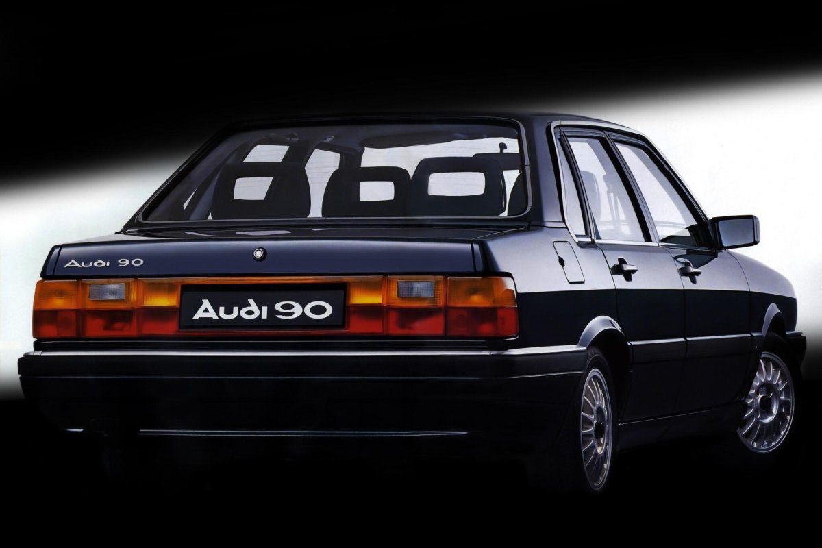 Audi 90 b2 2.2