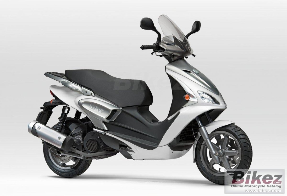 Скутер Benelli 150