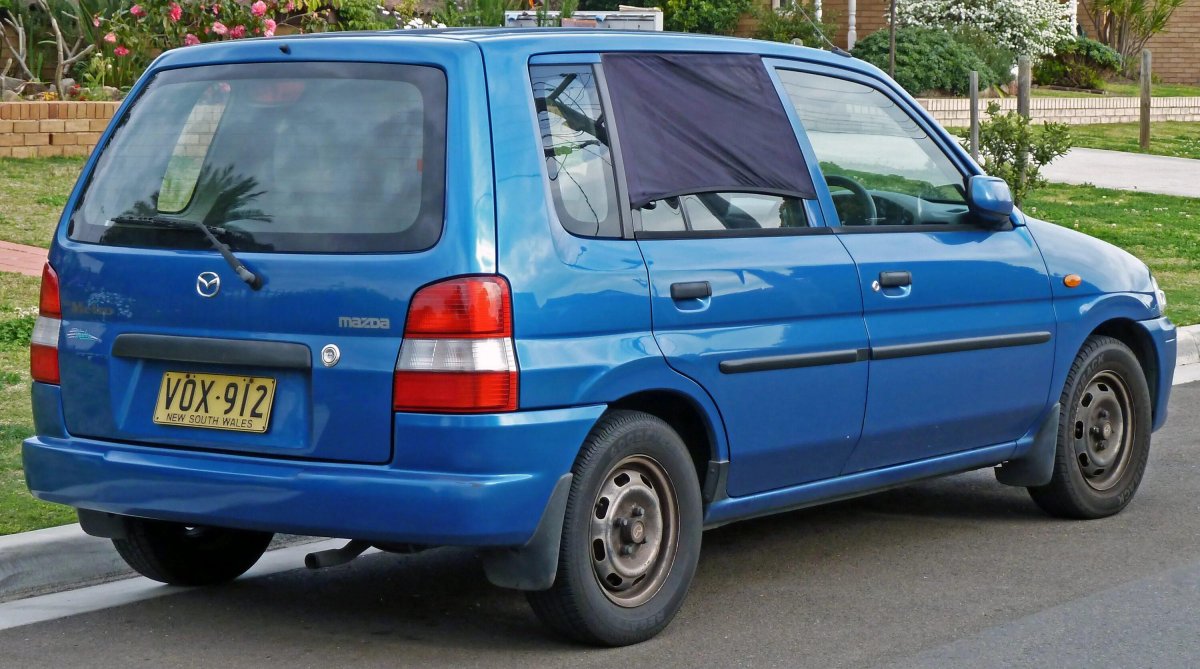 Mazda 121