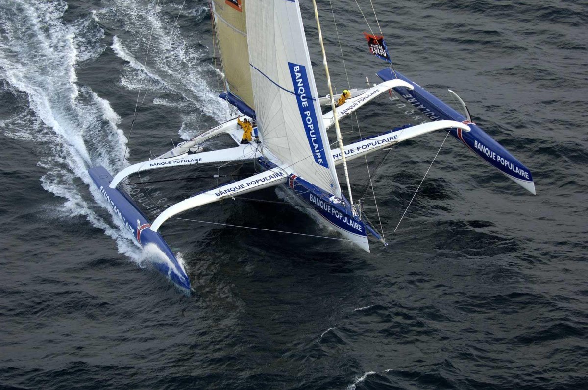 Гоночный парусник