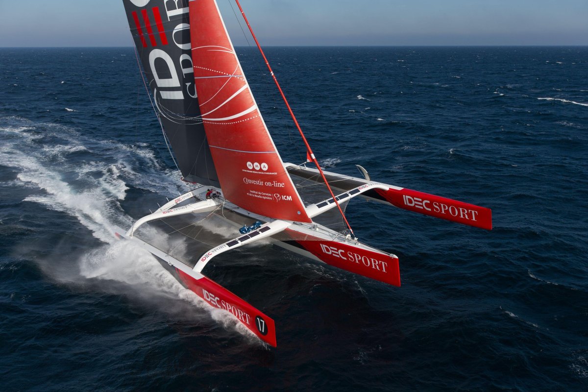 Тримаран парусный