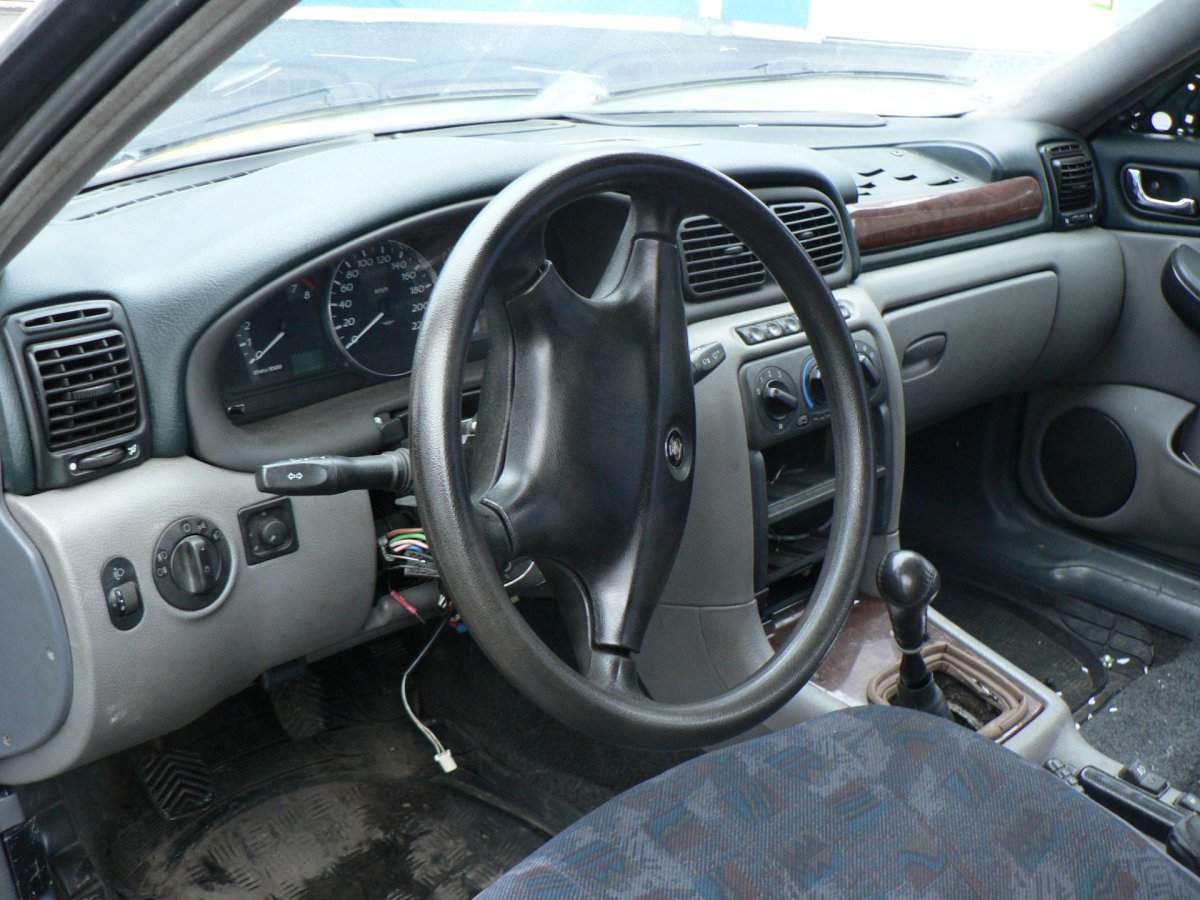 Волга 3111 салон