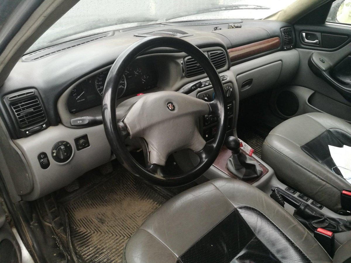 Волга 3111 салон