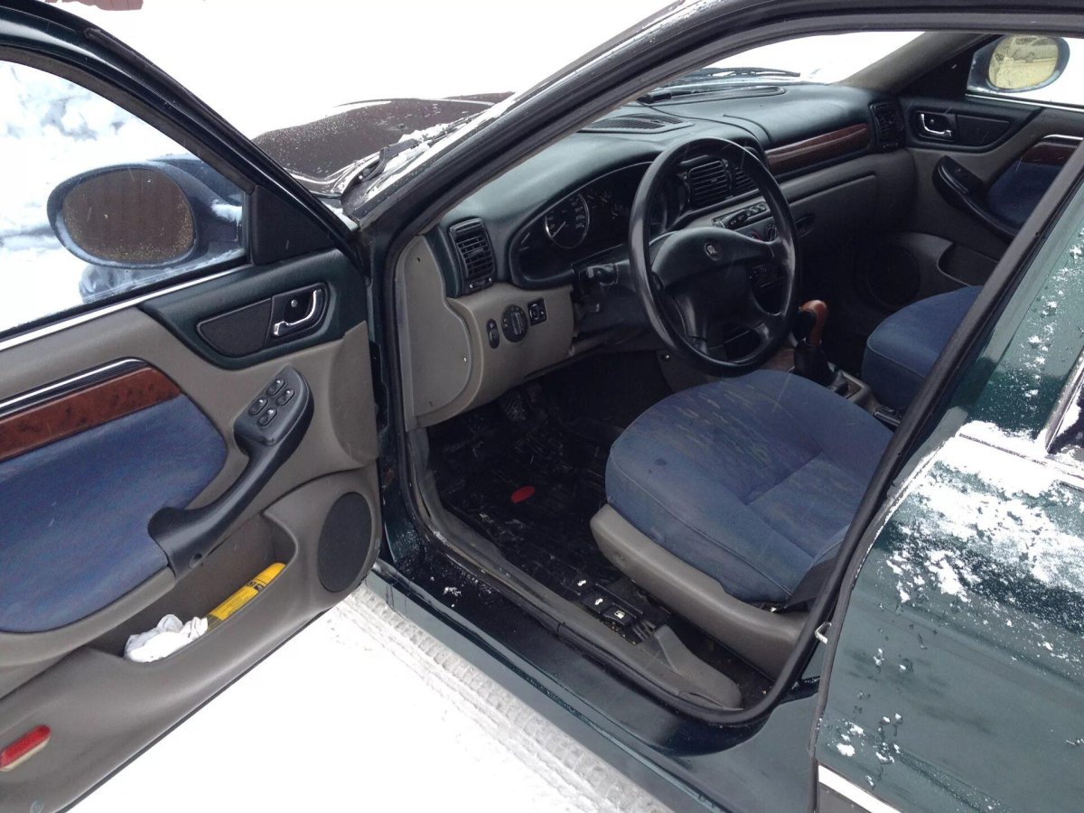 ГАЗ-3111 легковой автомобиль салон