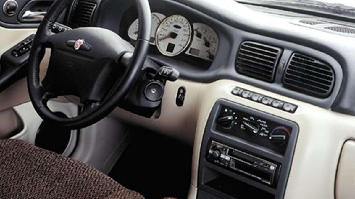 Волга Сайбер 3111