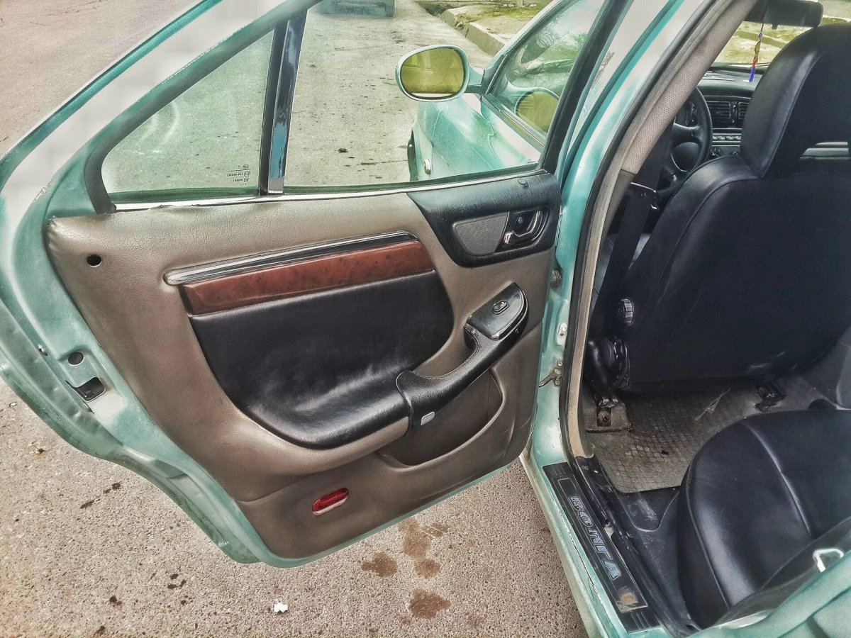 ГАЗ-3111 легковой автомобиль салон