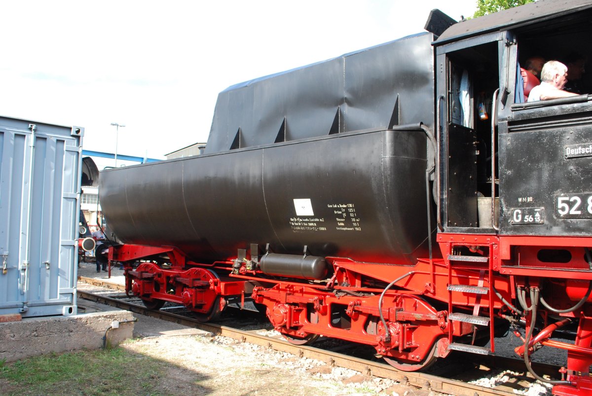 Тендер вагон