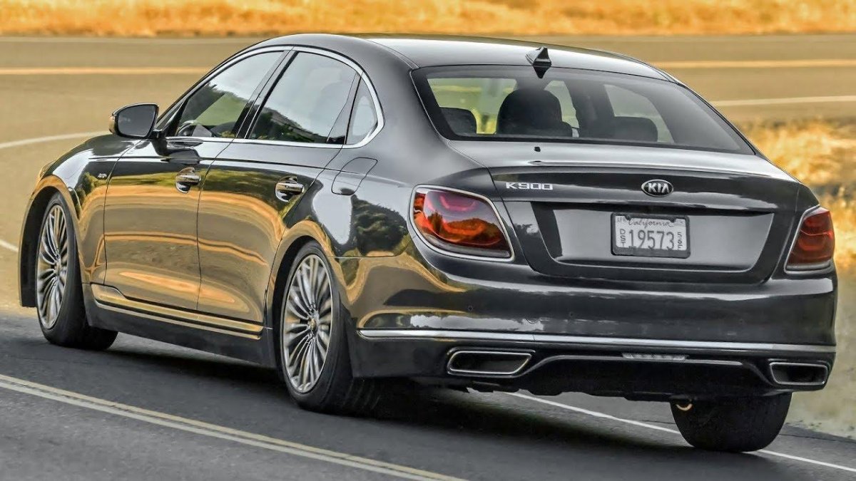 Kia k900