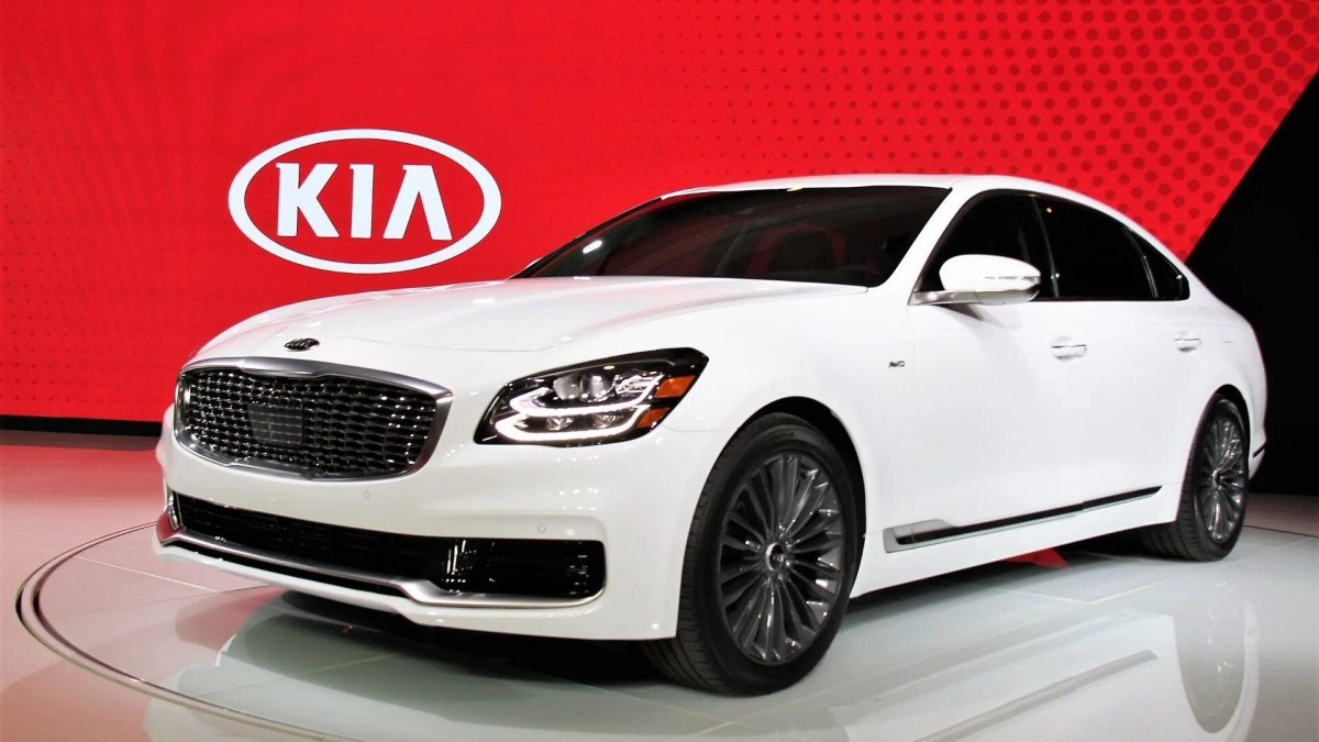Kia k900