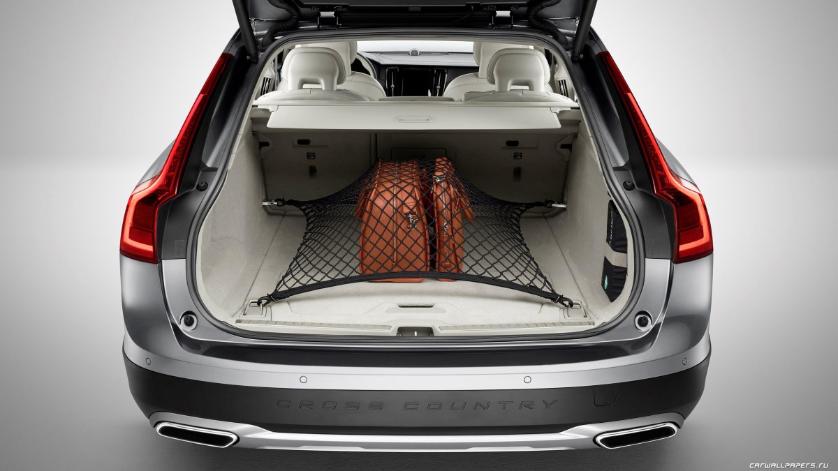 Volvo v90 Cross Country