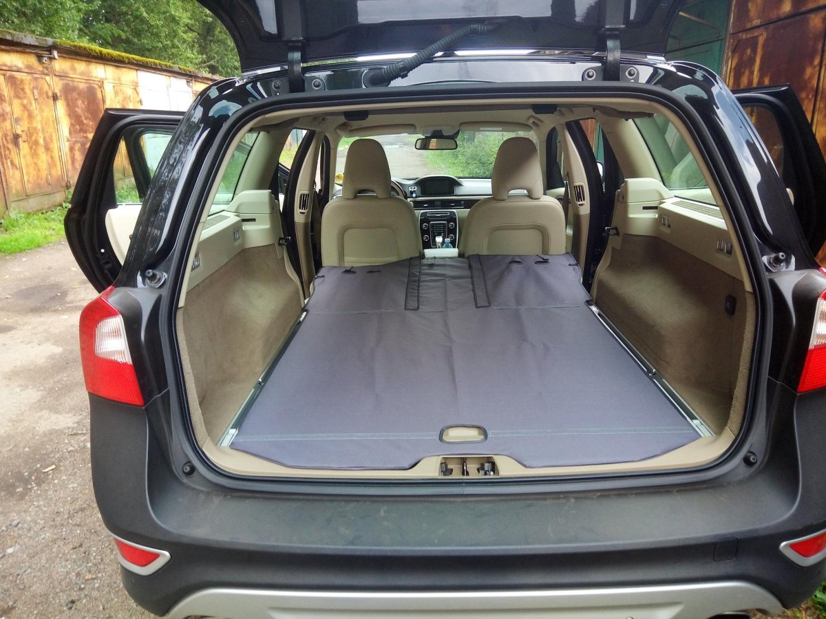 Багажник Вольво хс70